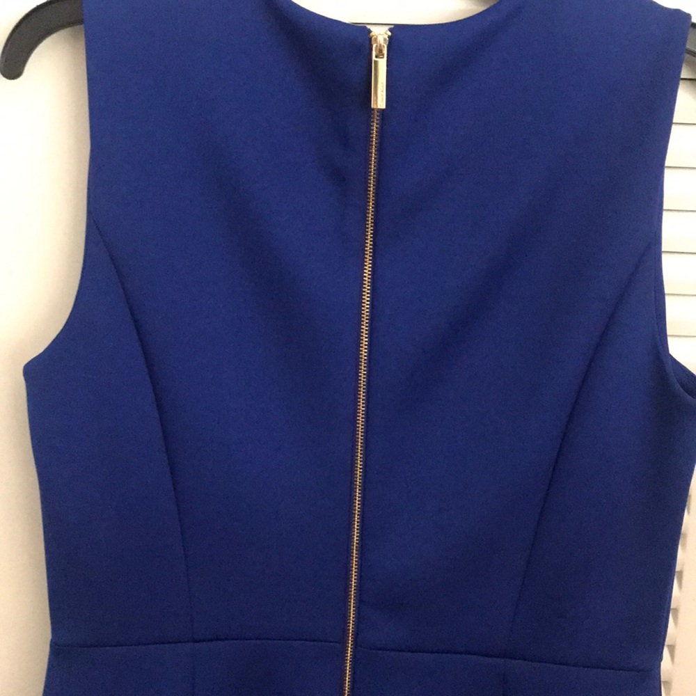 Dress - Picture 3 of 6